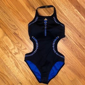 Kenneth Cole Women’s One Piece Swimsuit